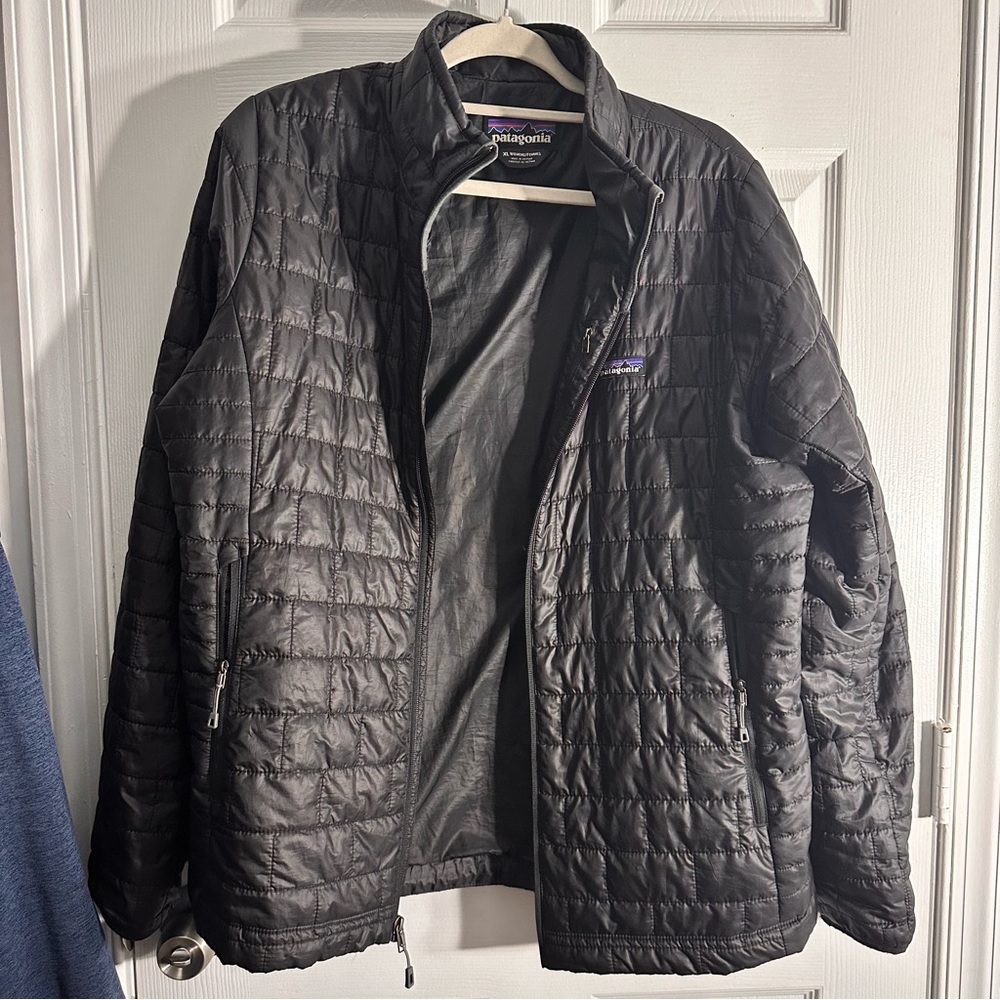 Patagonia Women’s XL nano puff